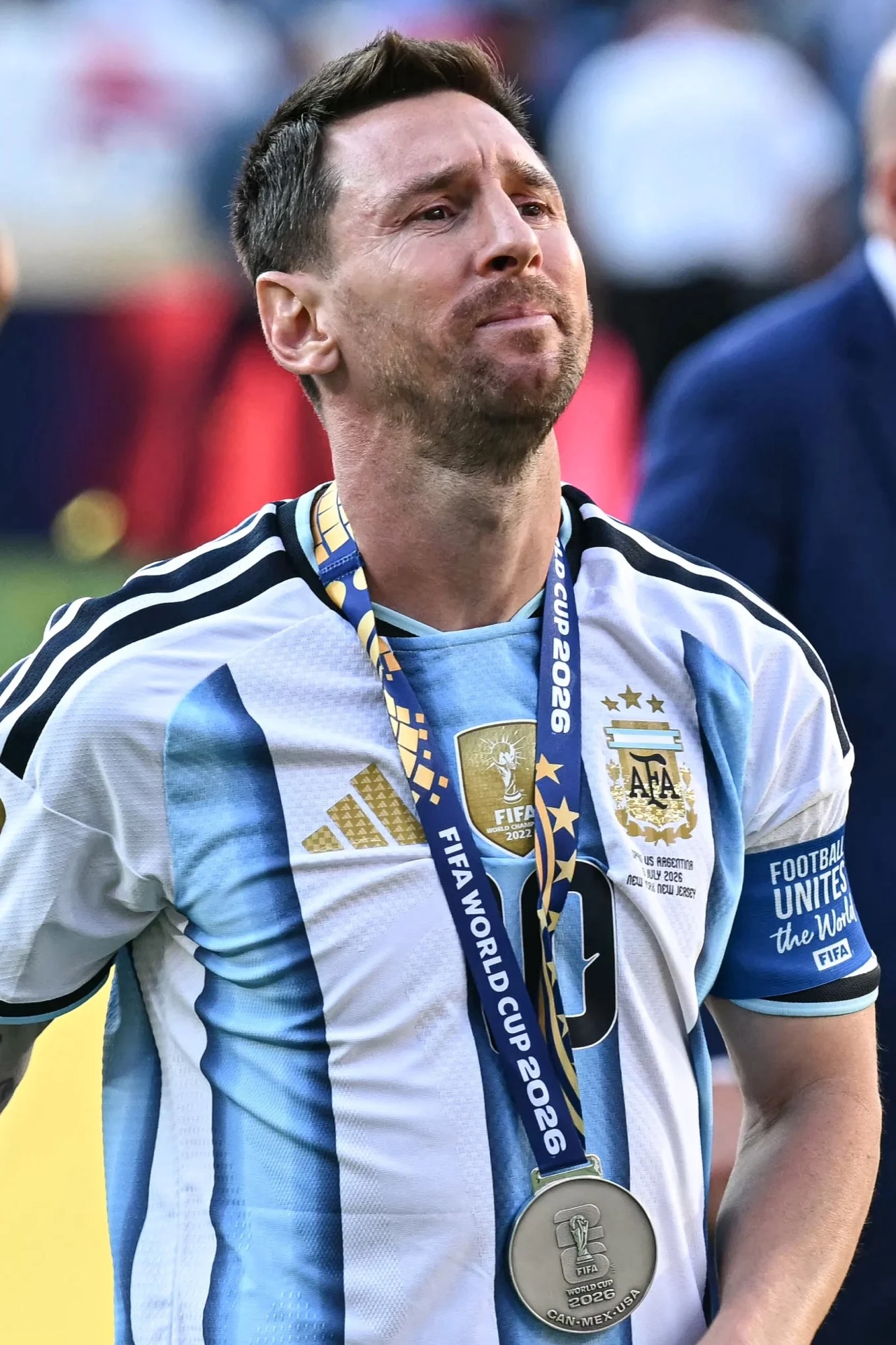 Stay strong, Ronaldo comforts Messi following father’s death